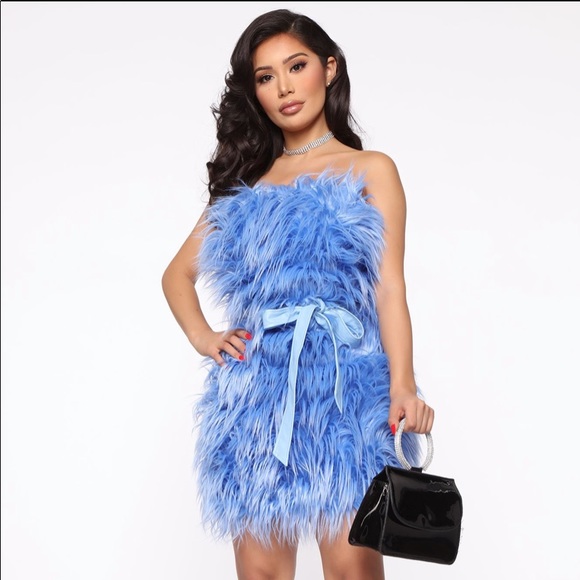 Dress - Picture 3 of 4